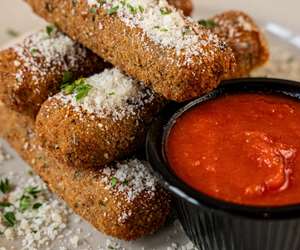 mozzarella sticks